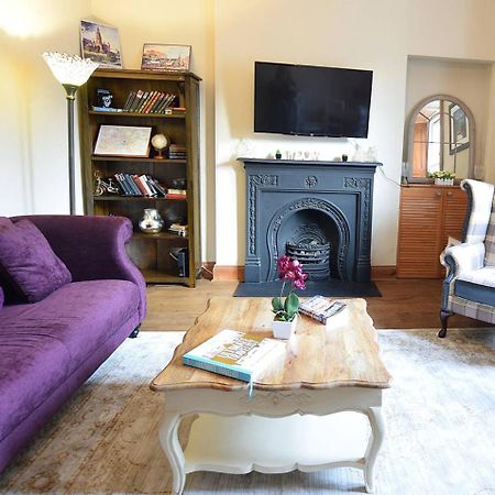 Joivy Classic Apt With Castle Views In Old Town EDI Buitenkant foto