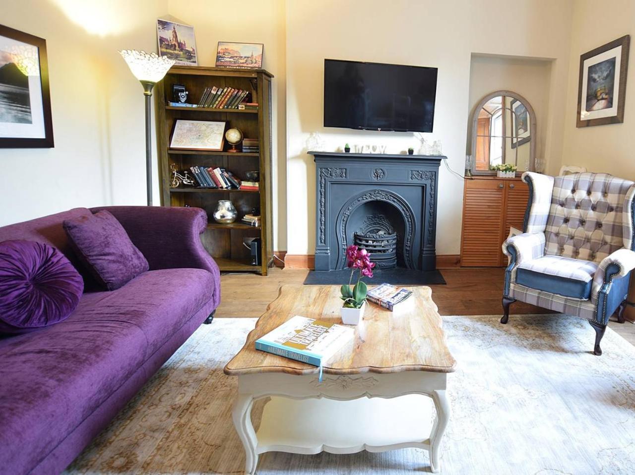 Joivy Classic Apt With Castle Views In Old Town EDI Buitenkant foto